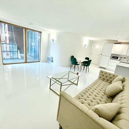 Leeds Train Station City Centre Villa Style Flat Esterno foto