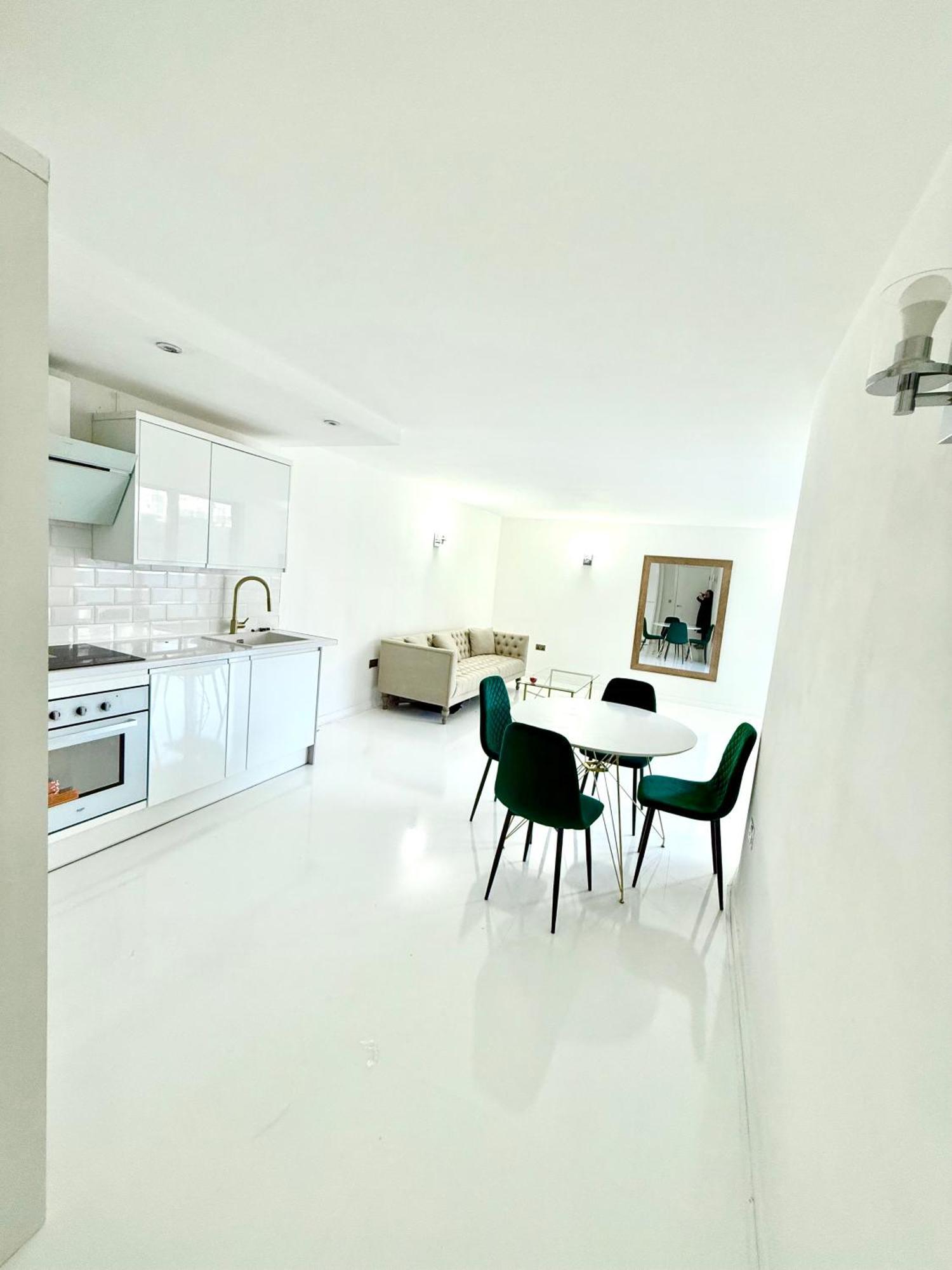 Leeds Train Station City Centre Villa Style Flat Esterno foto