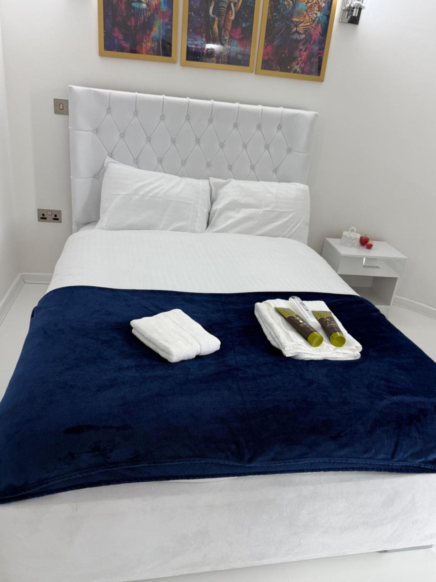 Leeds Train Station City Centre Villa Style Flat Esterno foto